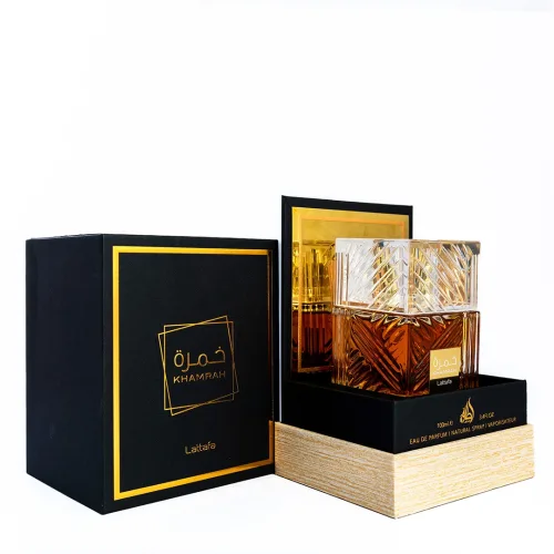 Perfume Khamrah de Lattafa, caja